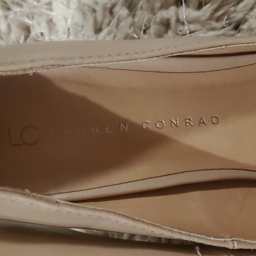 Pumps - Picture 3 of 4